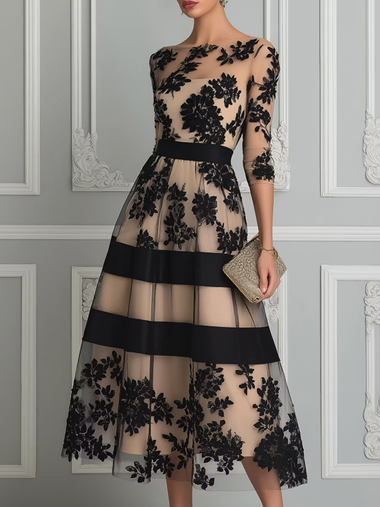 Abito Midi A Linea Elegante in Pizzo Nero