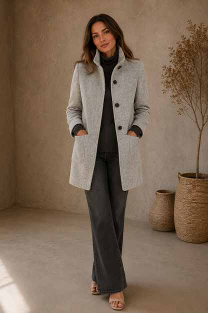 Tessa | Chaqueta de Mujer con Cuello Alto Elegante