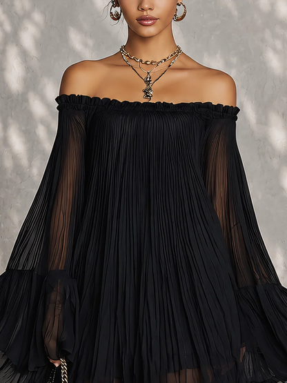 Abito Mini Nero con Maniche a Campana e Rouches Off-shoulder