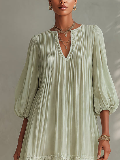 Abito Mini in Chiffon Pieghettato Verde Chiaro con Maniche a Lanternina in Pizzo