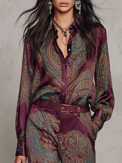 Rebeca | Completo di Camicia a Maniche Lunghe in Satin con Stampa Paisley Borgogna-Porpora e Pantaloni a Gamba Larga